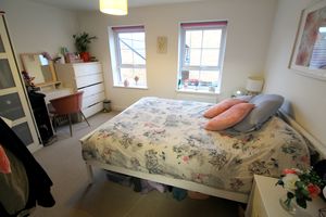 Bedroom- click for photo gallery